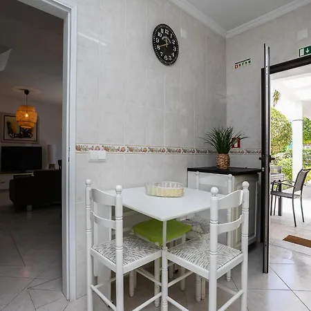 بيت للعطل Akivillas Relax